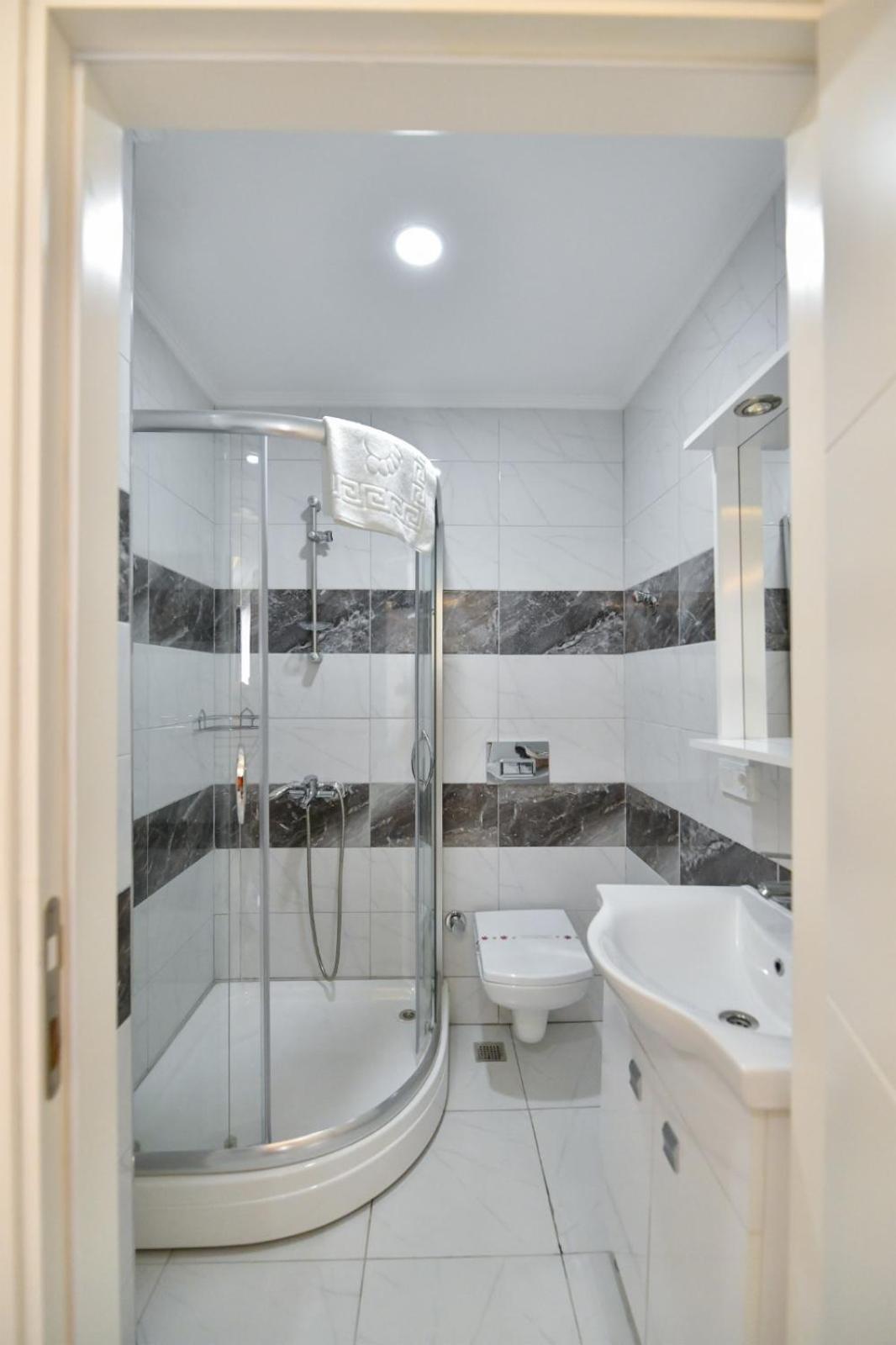 Lamira Apart Holiday&Guest House Fethiye Esterno foto